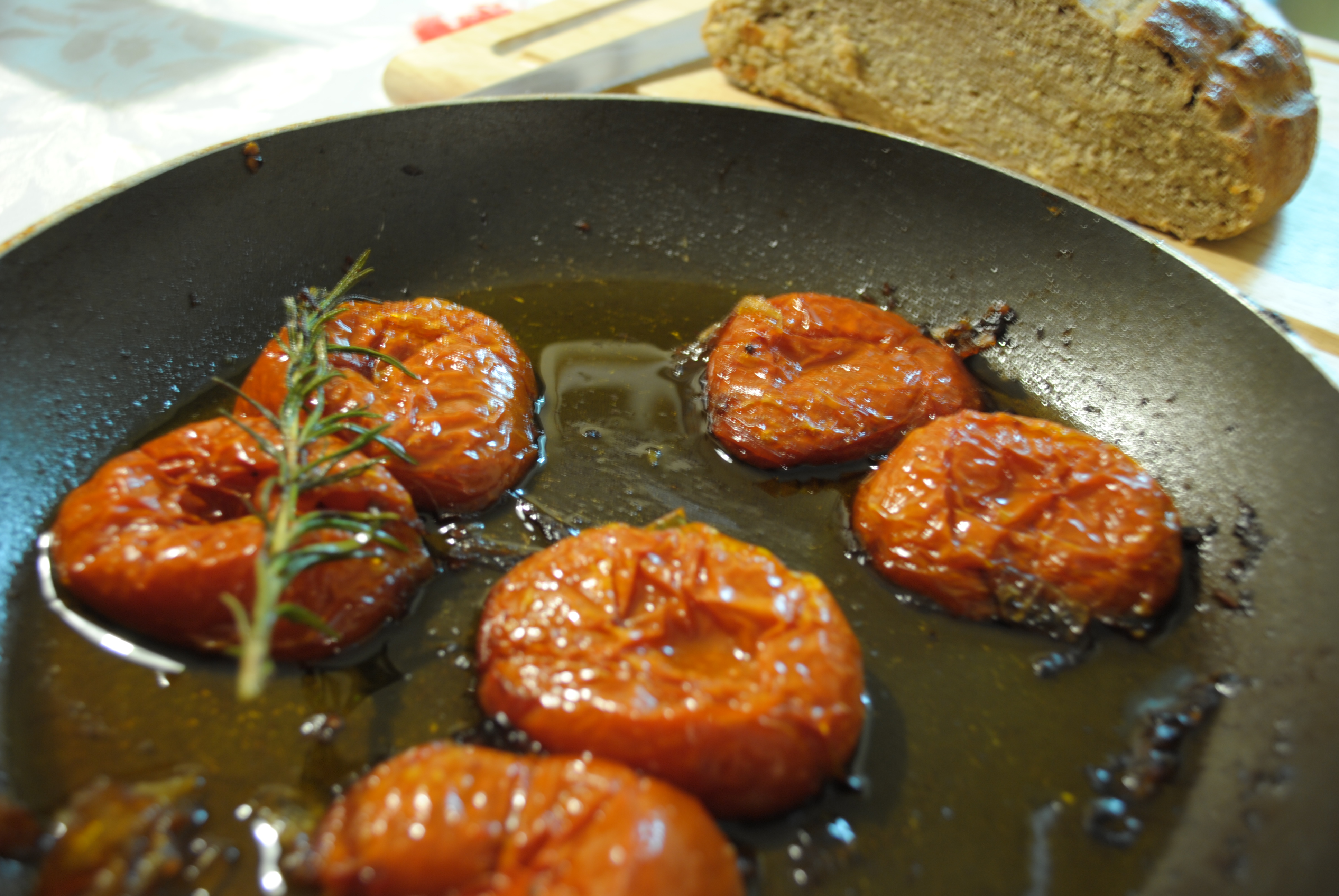 RECIPE:6-Hour Skillet Tomatoes RECIPE:6-Hour Skillet Tomatoes