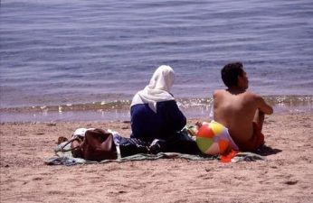 Will the Coral Reef at Aqaba Beach Be Destroyed By Litter?