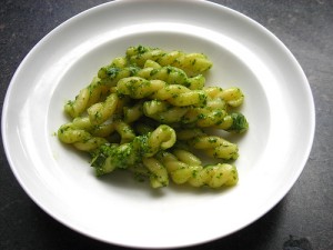 How to Make Home-Made PESTO!