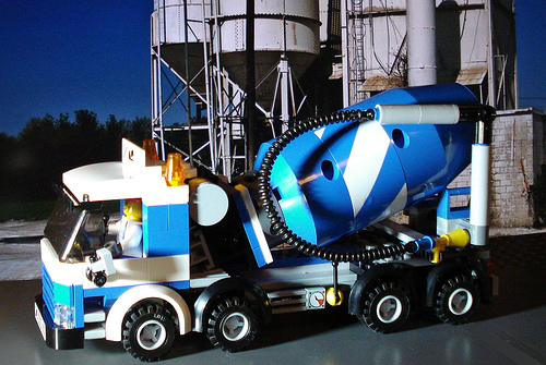 lego-cement-mixer-photo