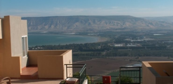 mitzpe-alummot-raw-food-retreat.jpg