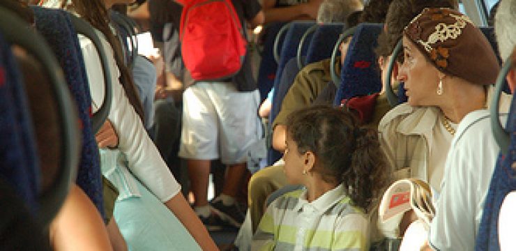 israel-train-commute-photo.jpg