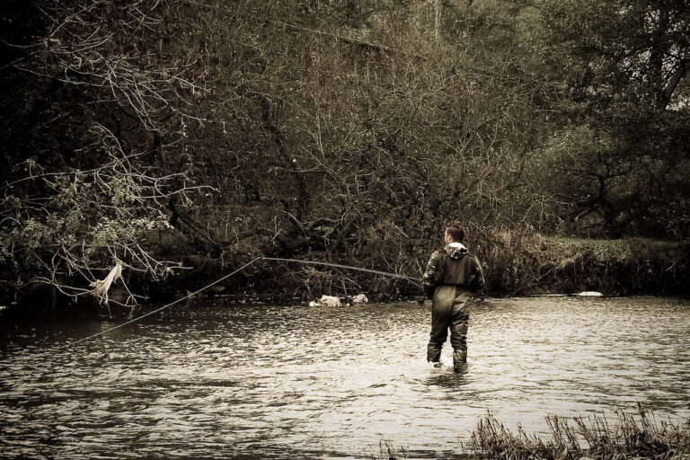 Collecting dew from thin air