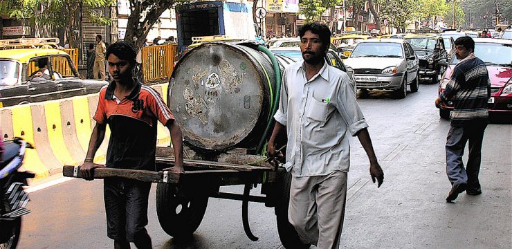 mumbai-water-delivery-photo.jpg