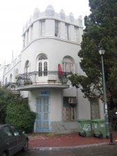 Tel Aviv's City Tree Hosts Eco Salons All Summer!