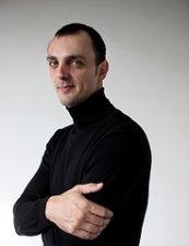 A Little glooq Stretches Your Green Reach and Advertising Dollars Via Email