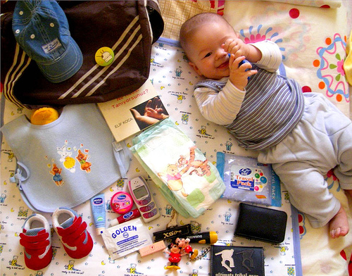 9 ways to keep baby safe from harmful skin care products