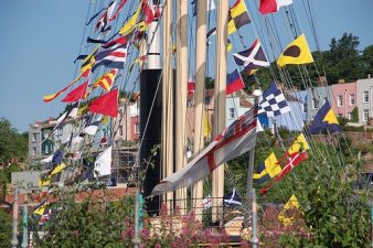 Louise Looks At Eco-Travel With "The Guardian Green Travel Guide"