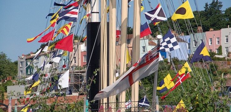 boat-photo-flags.jpg