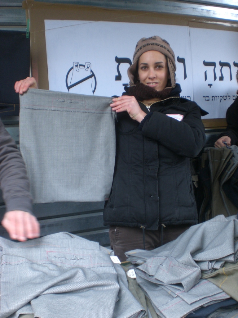 Jerusalemites say ‘no’ to nylon