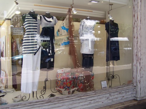 Shulayim Eco Design Studio Brings Art Lovers and Treehuggers Together