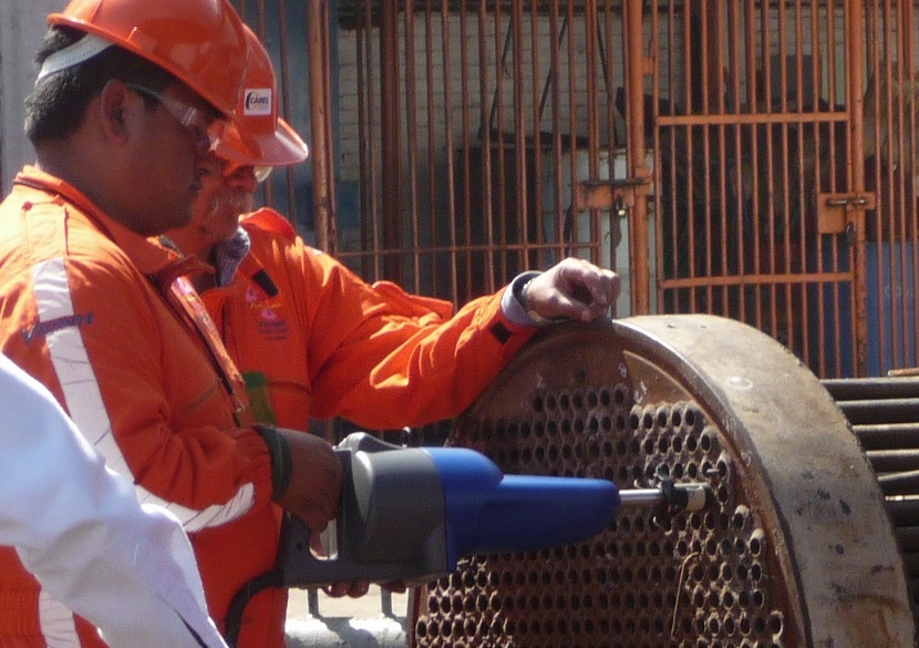 acoustic eye water leaks