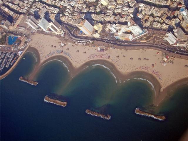 Tel Aviv Plans Expanded Tayelet – and Shrunken Beach
