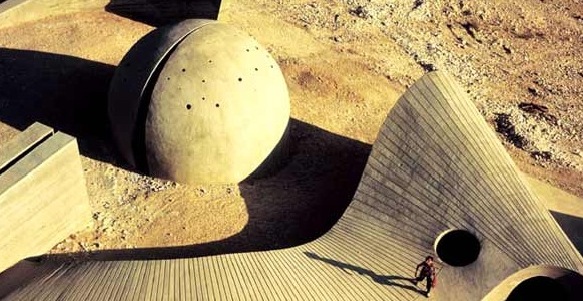Homage to Israel’s Environmental Sculptor, Dani Karavan