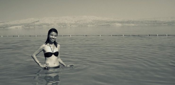 naked-sexy-dead-sea.jpg