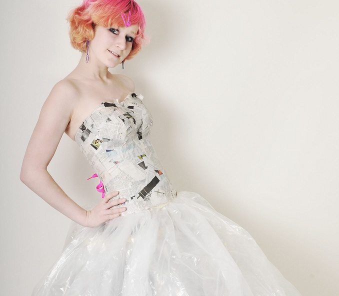 How Oily is That Dress? 10 Tips for Reducing Petroleum Use in the Middle East