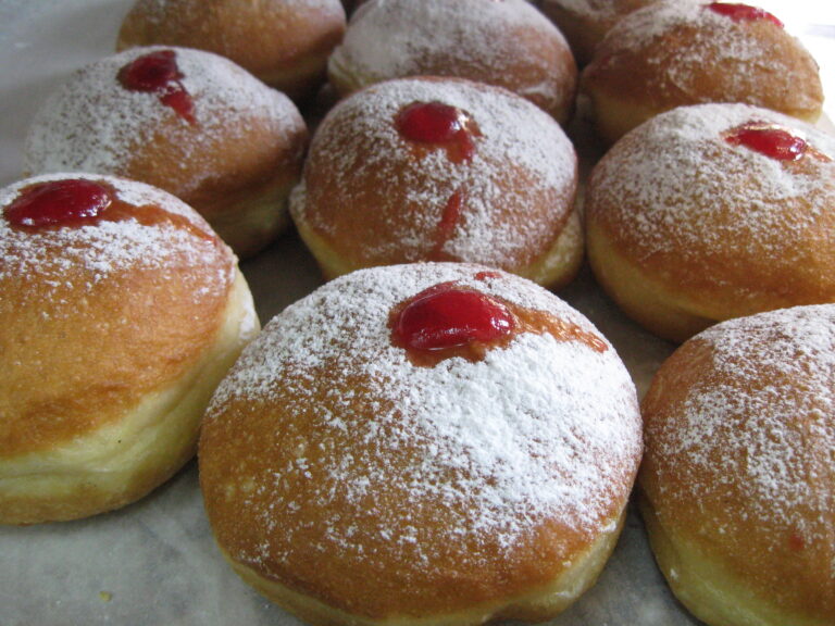 Hannukah Sufganyot (Jelly Donuts) Recipe