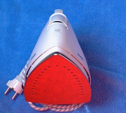 Do Creases Make You Cross? 10 Tips for Wrinkle-Free Clothes without Ironing