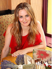 Eco-Conscious Cosmetics: Looking Good Never So Beautiful for the Planet