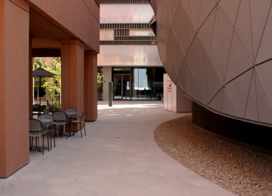 masdar-city-tafline-laylin masdar city, abu dhabi, green building, desert, zero carbon