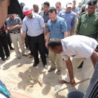 Counsul General plants tree for Auja