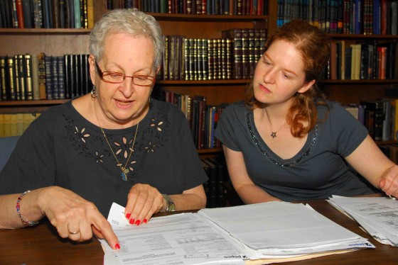 ohev shalom energy star women studying torah