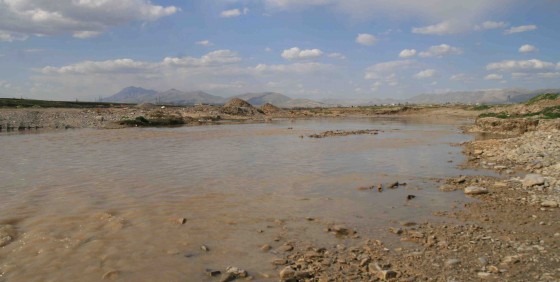 tanjero river iraq polluted