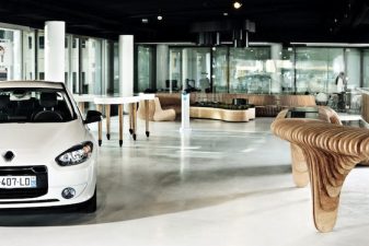 Better Place Inaugurates First Battery Swap in Denmark