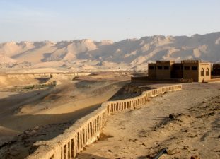 Romantic Desert Lodge in Egypt Offers Fresh Eggs And Sanity