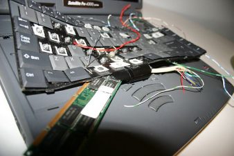 The (Imminent) Death Of My Laptop: E-Waste & The Middle East