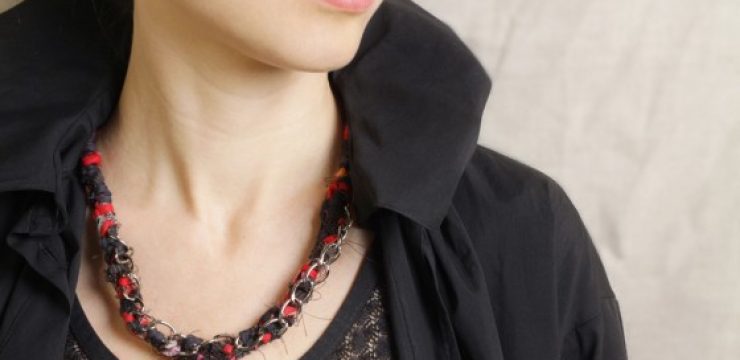 ecco-ukka-fabric-necklace.jpg