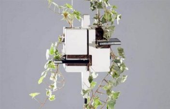 Organic Computer Design Reminds Us to Take Our Eyes Away From the Screen