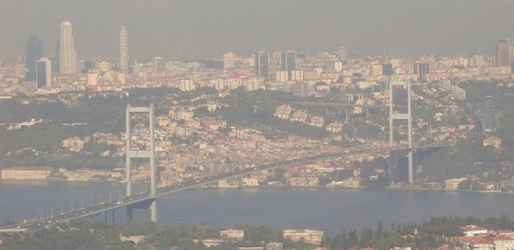 Istanbul-in-smog.jpg