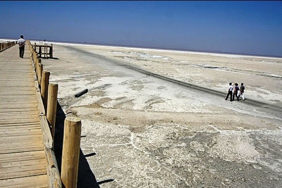 Iranian Authorities Beat, Tie Up Lake Urmia Protestors environmental degradation, Lake Urmia, Iran, Salt Lake, protestors