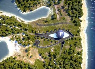 Naomi Campbell Receives Plans For a Self-Sufficient Eco-Home in Turkey
