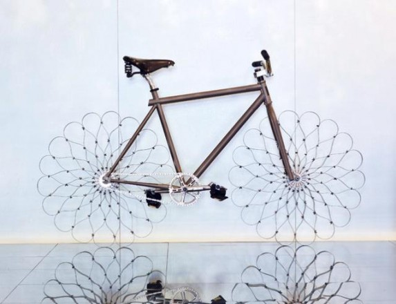Ron Arad’s Bike Wheels Will Never Go Flat