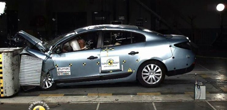 Renault-Fluence-crash-test.jpg