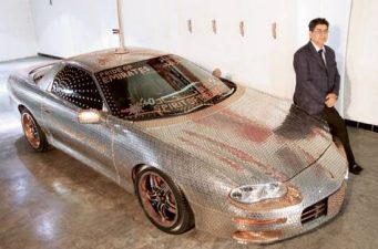Coin-Covered Car in Dubai “Recycles” Nearly $6,000