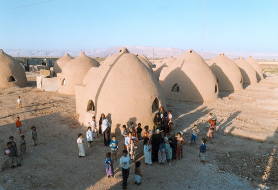 earth architecture, earth bag construction, green building, eco building, architecture, nader khalili, hassan fathy, sustainable architecture