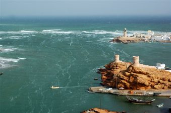 Geoscientists Say Oman is Sinking and Shrinking