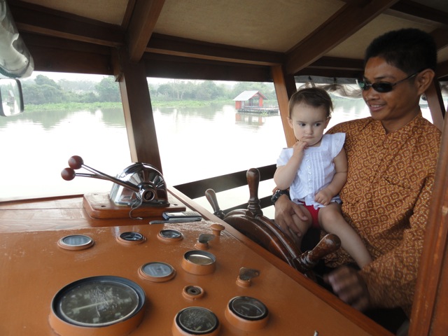 mekhala-cruise-bangkok-boat-chao-praya-1