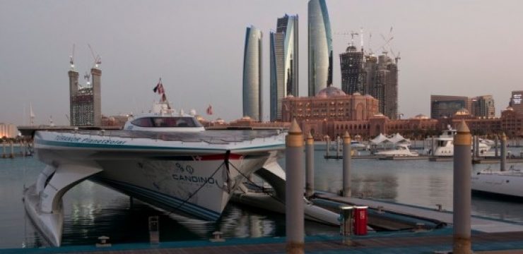 planetsolar-abu-dhabi-yacht.jpg