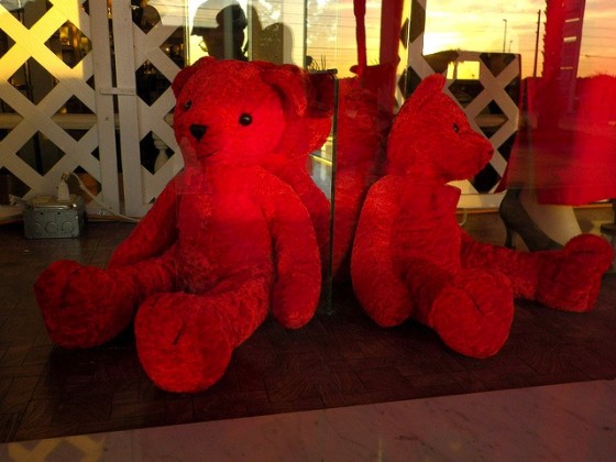 Valentine's Day, Iraq, consumer culture, environment, green issues,