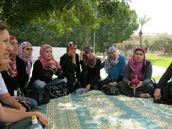 palestinian women kishon river