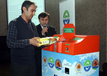 Biodiesel Money Machine Collects Old Cooking Oil In Turkey