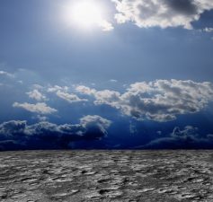 Solar-Rich Saudis Running after Nukes