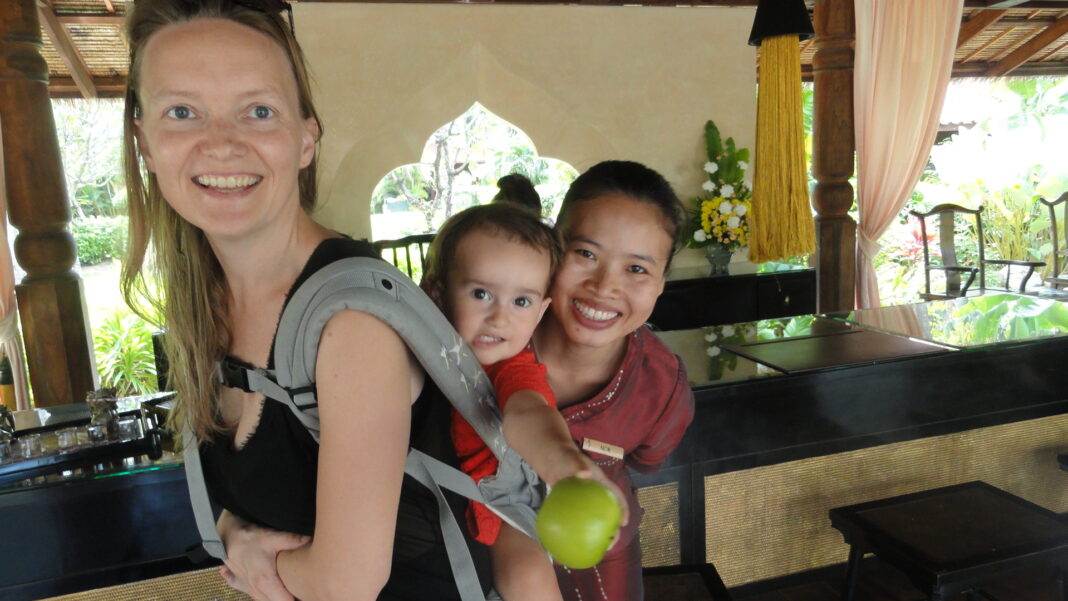 More AirBnB renters? Pimp your photo to look like a happy mom