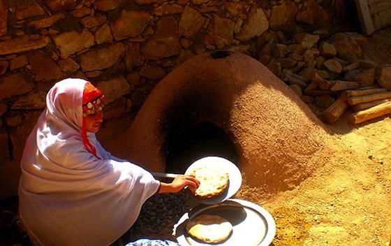 eco-tourism, sustainable development, vernacular architecture, eco-lodge, water conservation, energy conservation, Atlas Kasbah