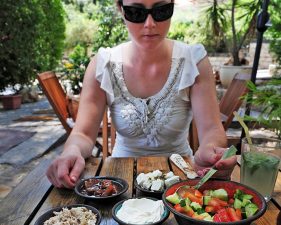 Israel Turns to Arab Neighbors to Avert Tomato Crisis