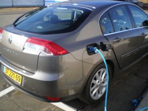 Israel’s Better Place Electric Car Network Bleeds Capital